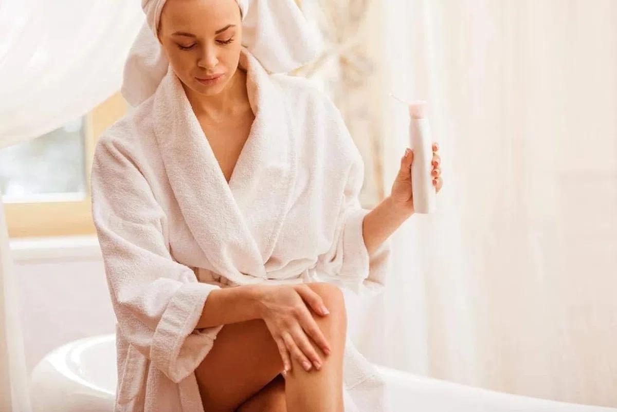EpilWax Wachspatronen Set mit 12 Weiße Warmwachspatronen zur Haarentfernung Enthaarungswachs 100 ml Roll-on Nachfüller